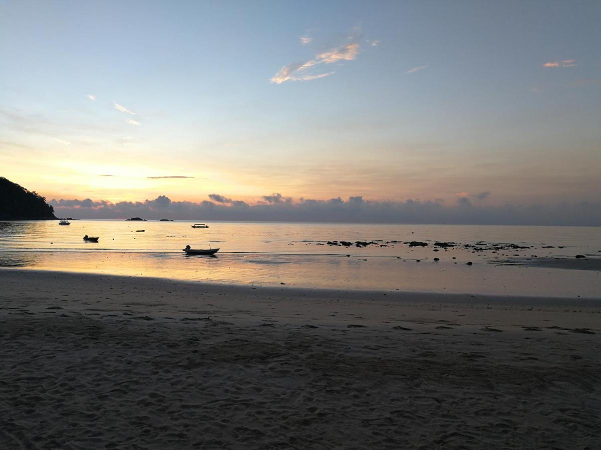 Rainbow Tioman Cottage Kampong Juara Exterior foto