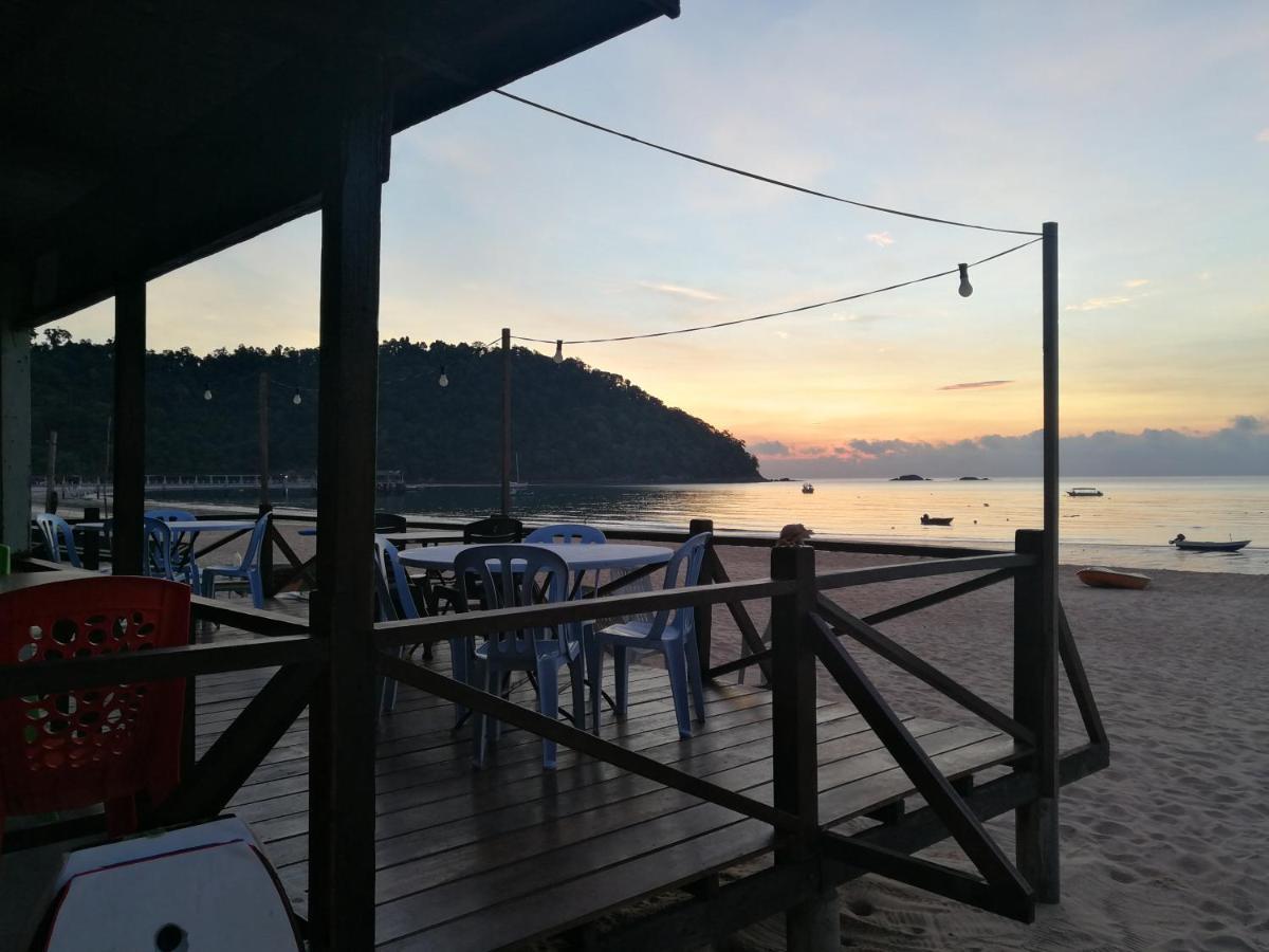 Rainbow Tioman Cottage Kampong Juara Exterior foto