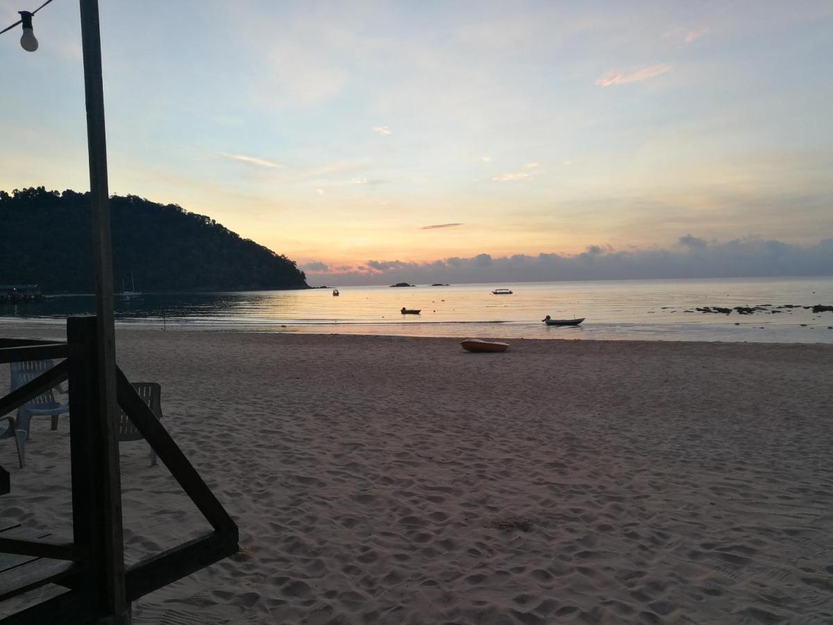 Rainbow Tioman Cottage Kampong Juara Exterior foto